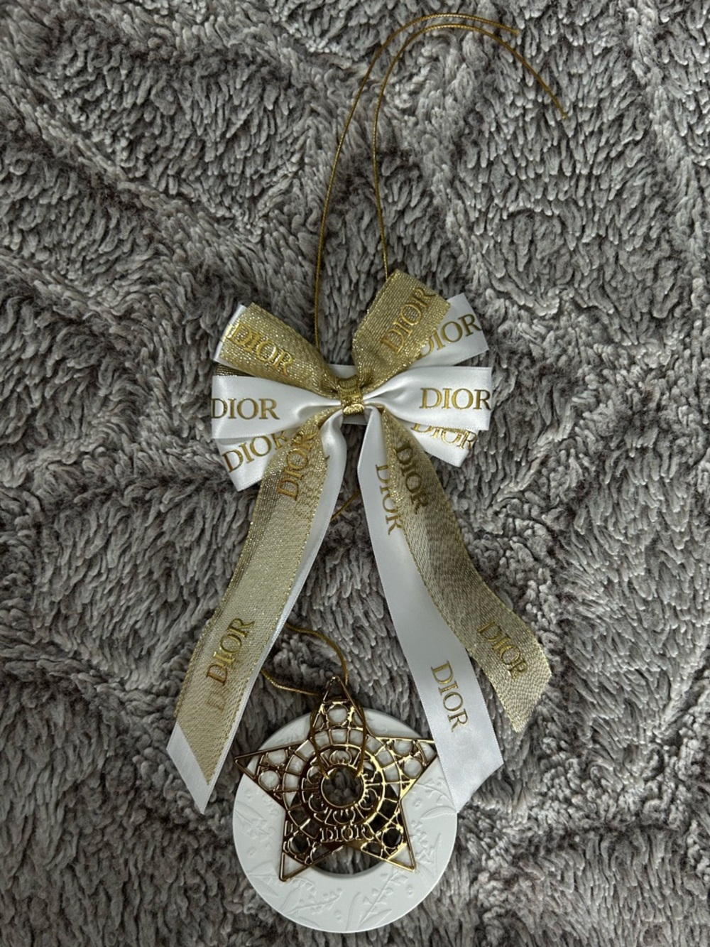 Diffuser Star Ornament with Ribbon